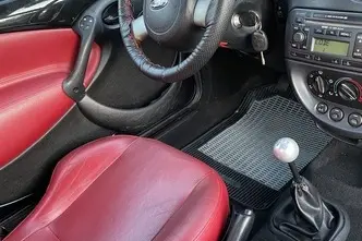 Ford Streetka, 1.6, 70 kW, bensiin, manuaal, esivedu