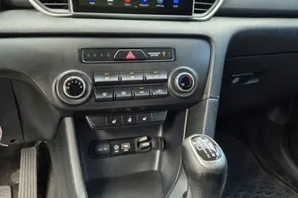 Kia Sportage, 1.7, 85 kW, дизель, механическая, передний привод