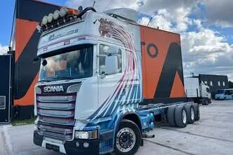 Scania R560, 412 kW, дизель, автомат