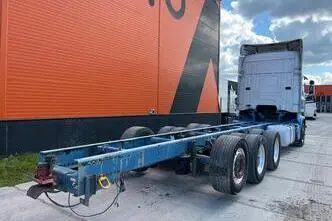 Scania R560, 412 kW, дизель, автомат