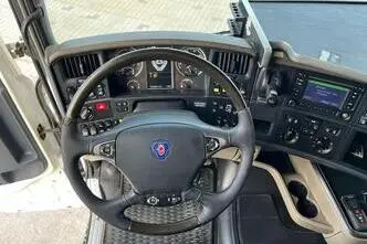 Scania R560, 412 kW, дизель, автомат