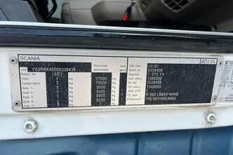 Scania R560, 412 kW, дизель, автомат