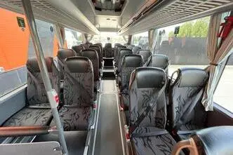Mercedes-Benz INTOURO 4x2, 220 kW, diesel, automatic