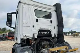 Mercedes-Benz Arocs 3232 8x4*4, 235 kW, дизель, автомат