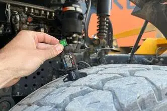 Mercedes-Benz Arocs 3232 8x4*4, 235 kW, дизель, автомат