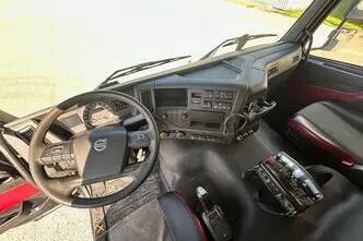 Volvo FMX460, 345 kW, дизель, автомат