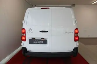 Toyota Proace, 2.0, 90 kW, дизель, механическая, передний привод