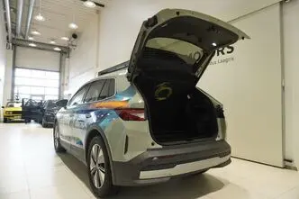 Škoda, 210 kW, elekter, automaat, tagavedu
