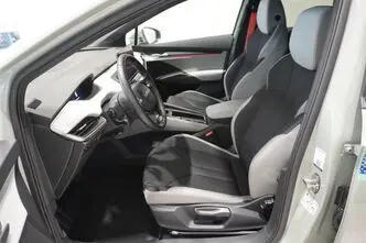 Škoda, 210 kW, elekter, automaat, tagavedu