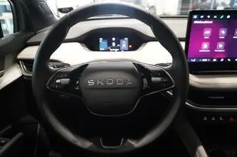 Škoda, 210 kW, elekter, automaat, tagavedu