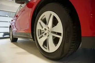 Škoda Enyaq, 195 kW, электричество, автомат, полный привод