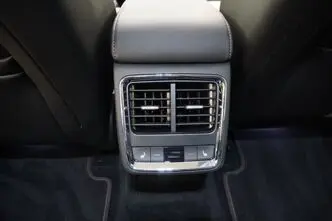 Škoda Enyaq, 195 kW, электричество, автомат, полный привод