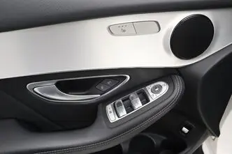 Mercedes-Benz GLC 220, 2.1, 125 kW, diesel, automatic, four-wheel drive