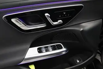 Mercedes-Benz E 220, 2.0, 145 kW, hybrid, automatic, four-wheel drive