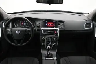 Volvo V60, 2.0, 88 kW, diesel, manual, front-wheel drive