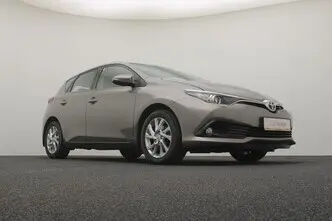 Toyota Auris, 1.6, 97 kW, bensiin, manuaal, esivedu