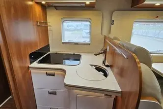 Laika Kosmo, 2.3, 103 kW, diisel, manuaal, esivedu
