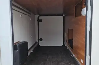 Laika Kosmo, 2.3, 103 kW, diisel, manuaal, esivedu