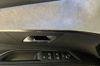 Peugeot 3008, 1.5, 96 kW, diesel, automatic, front-wheel drive