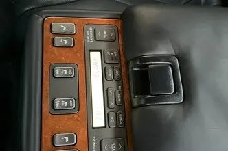 Lexus LS 430, 4.3, 207 kW, petrol, automatic, rear-wheel drive