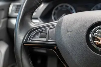 Škoda Superb, 1.8, 132 kW, bensiin, automaat, esivedu