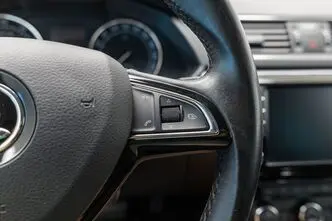 Škoda Superb, 1.8, 132 kW, bensiin, automaat, esivedu