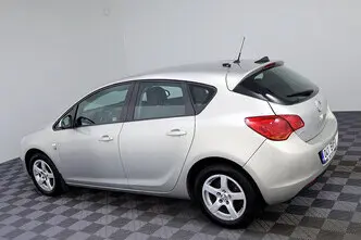 Opel Astra, 1.7, 125 kW, diisel, manuaal, esivedu