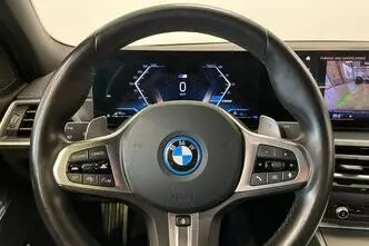 BMW 330, 2.0, 215 kW, bensiin, automaat, nelikvedu