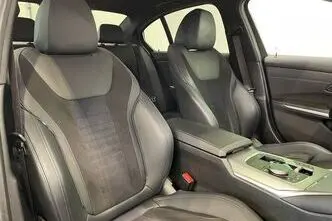 BMW 330, 2.0, 215 kW, bensiin, automaat, nelikvedu
