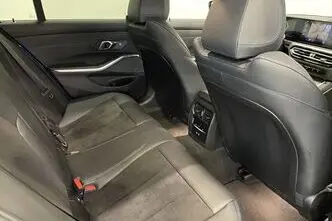 BMW 330, 2.0, 215 kW, bensiin, automaat, nelikvedu
