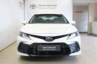 Toyota Camry, 2.5, 131 kW, гибрид, автомат, передний привод
