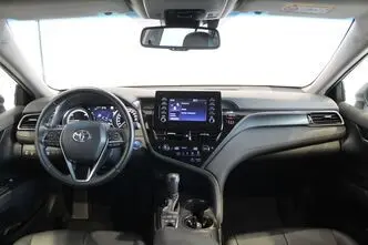 Toyota Camry, 2.5, 131 kW, гибрид, автомат, передний привод