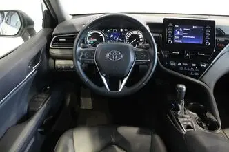 Toyota Camry, 2.5, 131 kW, гибрид, автомат, передний привод