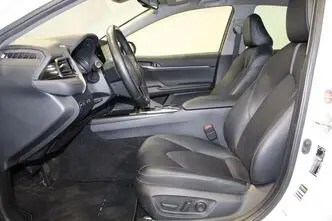 Toyota Camry, 2.5, 131 kW, гибрид, автомат, передний привод