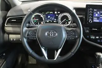 Toyota Camry, 2.5, 131 kW, гибрид, автомат, передний привод
