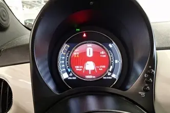 Fiat 500, 1.0, 51 kW, гибрид, механическая, передний привод