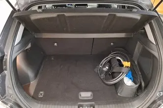 Hyundai Kona, electric, automatic, front-wheel drive