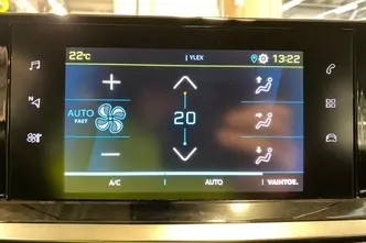 Peugeot 2008, электричество, автомат, передний привод
