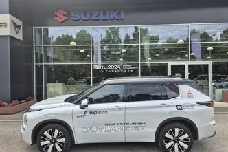 Mitsubishi Outlander, 2.4, 100 kW, подключаемый гибрид, автомат, полный привод