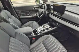 Mitsubishi Outlander, 2.4, 100 kW, подключаемый гибрид, автомат, полный привод