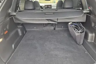 Mitsubishi Outlander, 2.4, 100 kW, подключаемый гибрид, автомат, полный привод