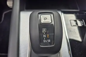 Mitsubishi Outlander, 2.4, 100 kW, подключаемый гибрид, автомат, полный привод