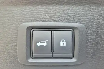 Mitsubishi Outlander, 2.4, 100 kW, подключаемый гибрид, автомат, полный привод