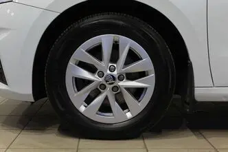 Škoda Fabia, 1.0, 81 kW, bensiin, automaat, esivedu