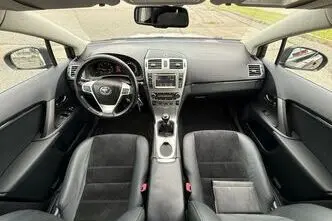 Toyota Avensis, 2.0, 91 kW, дизель, механическая, передний привод