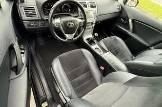 Toyota Avensis, 2.0, 91 kW, дизель, механическая, передний привод