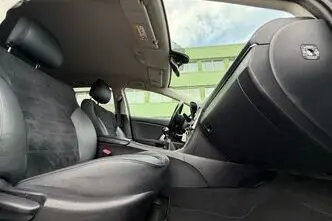 Toyota Avensis, 2.0, 91 kW, дизель, механическая, передний привод