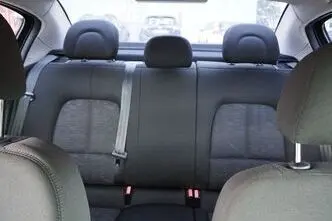 Peugeot 407, 1.6, 80 kW, дизель, механическая, передний привод
