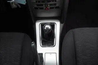 Peugeot 407, 1.6, 80 kW, дизель, механическая, передний привод