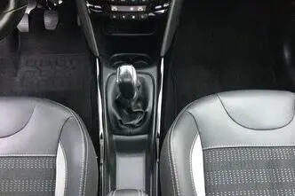 Peugeot 2008, 1.6, 73 kW, дизель, механическая, передний привод